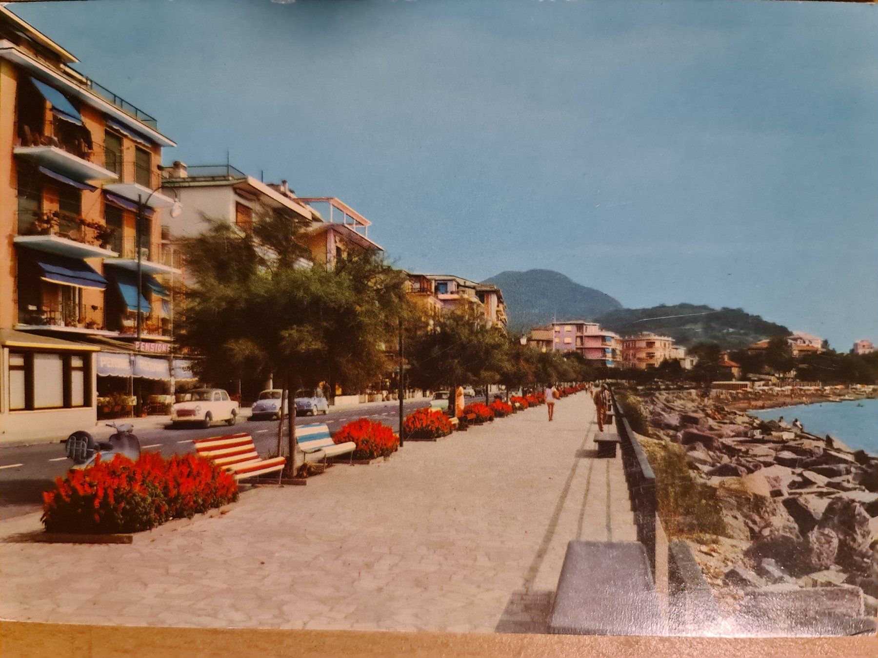 Cartoline postali: Ansichtskarte Sestri Levante Italien – Usato da Dintikon venduto da Vexi