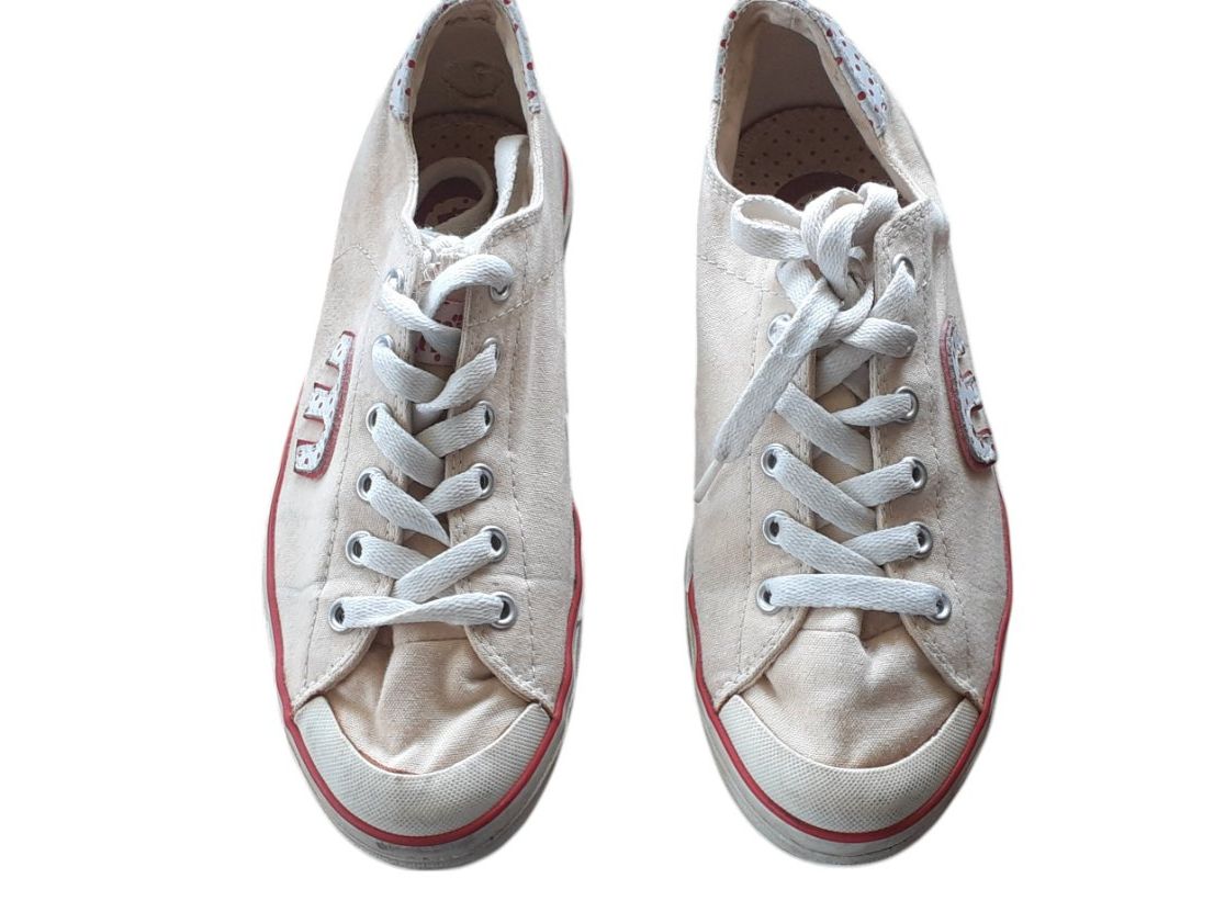 Damenschuhe: Vintage Sneaker – Gebraucht aus Mörschwil von wunderkiste44 1