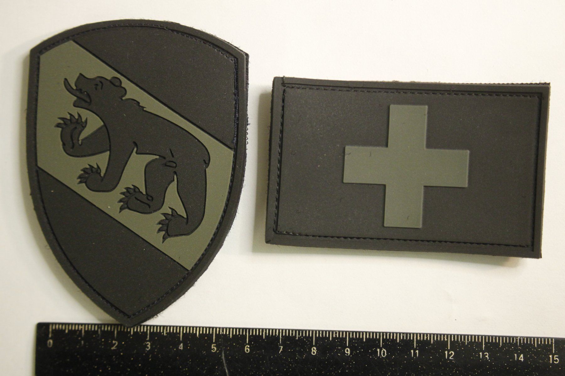 Placchette & Badge: 2 Badges BERNE Tactical – Usato da La plaine venduto da 762