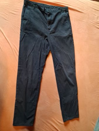 3 Stoffhosen H&M Gr. 164/170