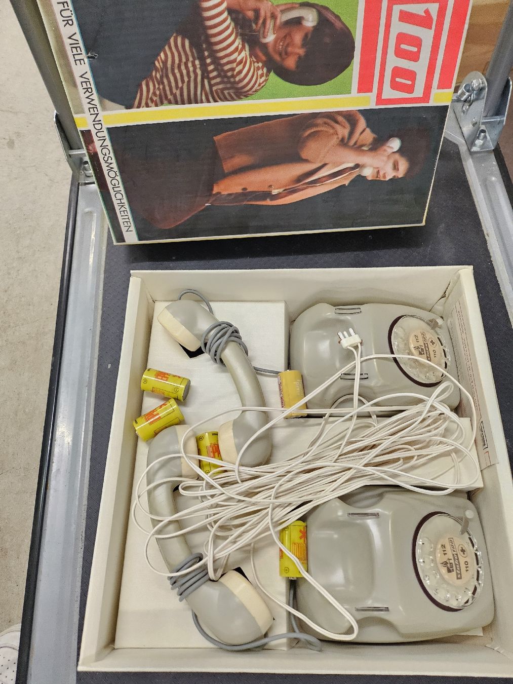 Telefone: Stabo 100 Batterietelefon 2er Set Vintage – Gebraucht aus St. Gallen von Cocos_Ricardo 2