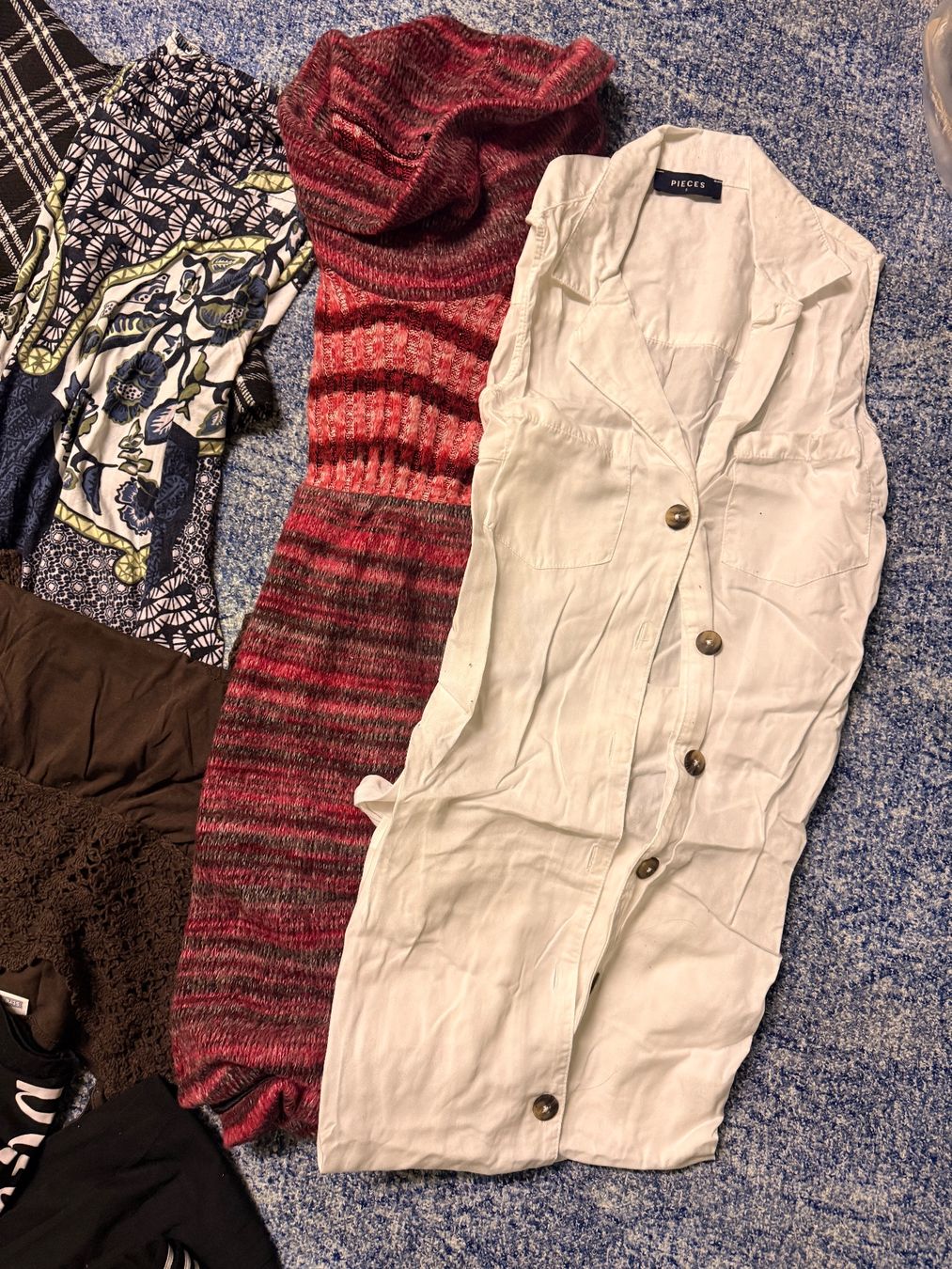 Lotti di vestiti: Grösses Kleider Paket S – Usato da Amlikon-Bissegg venduto da Flowers_Blossom 2