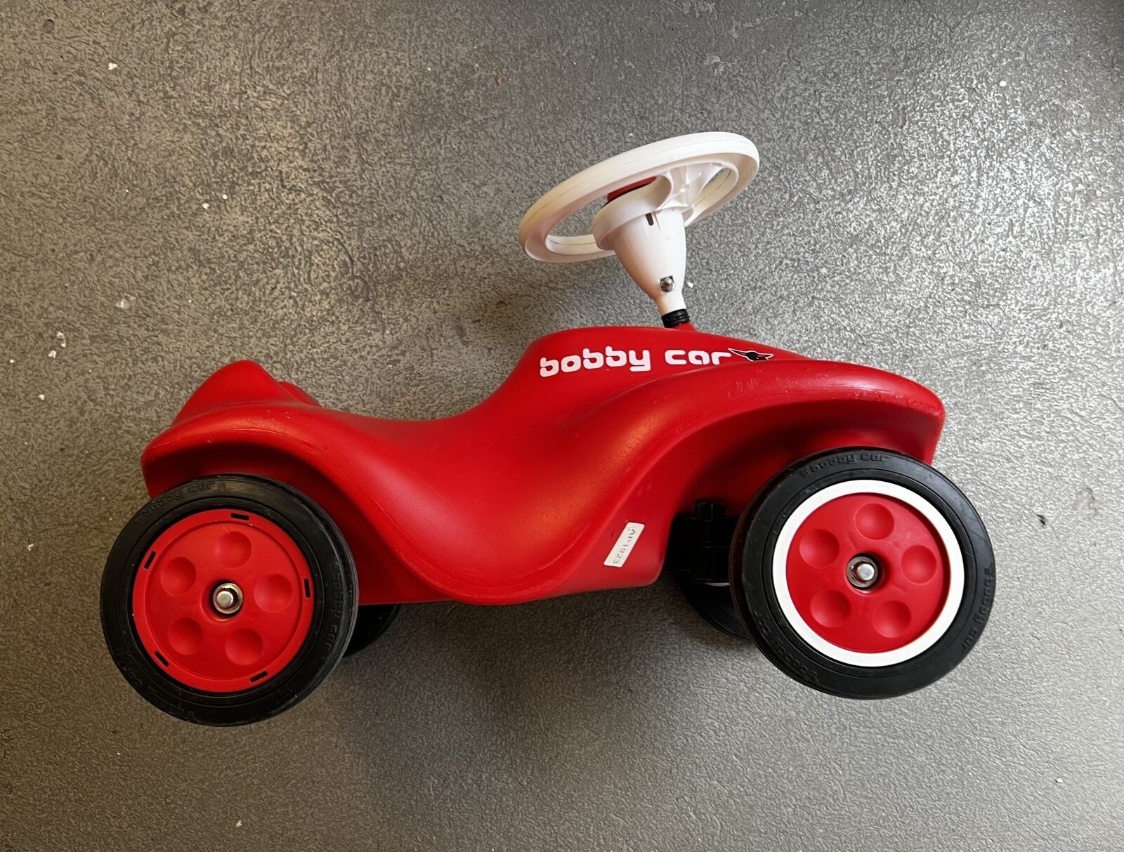 Big Fahrzeuge für Kinder: BIG Bobby-Car rot – Gebraucht aus Zürich von alx_j2r6 1