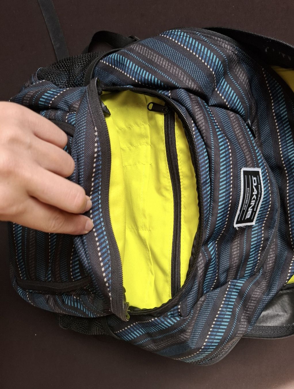 Dakine Zaini: Dakine Schulrucksack, gebraucht, 33l – Usato da Goldau venduto da sar_p9dt 4