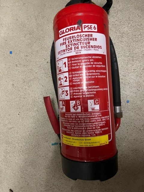 Estintori: Feuerlöscher Marke Gloria - Typ PSE 6 – Nuovo (secondo la descrizione) da Altbüron venduto da Februar26