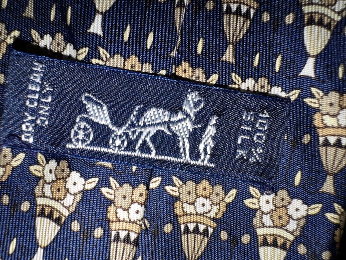 Hermès Cravatte: Hermès - Silk Tie – Nuovo (secondo la descrizione) da Collonge-Bellerive venduto da alejan_0984 4