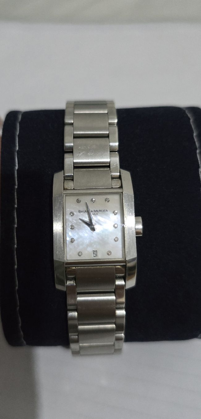 Baume & Mercier Orologi: Baume & Mercier Hampton Nacre & Diamants – Usato da Les Acacias venduto da watinjo