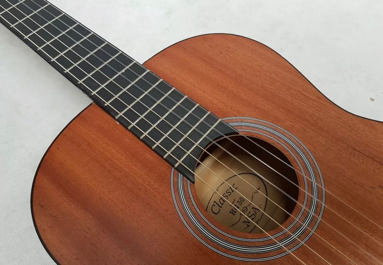 Strumenti musicali: 4/4 MAHAGONI GITARRE EINSTEIGER DECKE SC – Nuovo e nell'imballaggio originale da Amriswil venduto da JaJa-Express 2