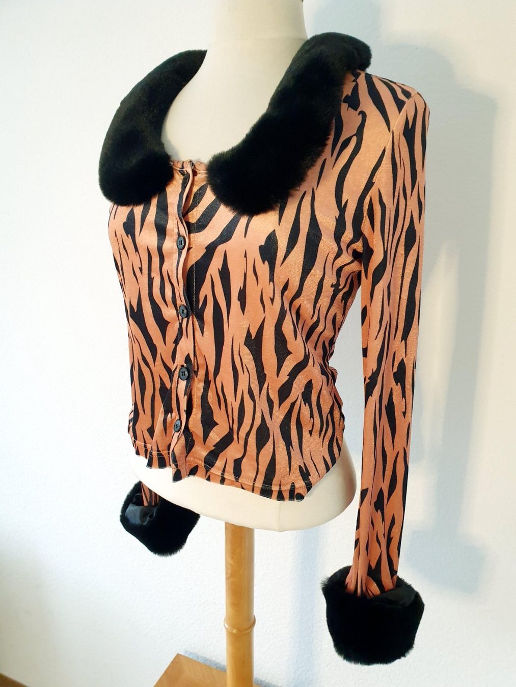 Chemisiers: BLUSE JACKE SAMT ANIMAL PRINT S 36 TOP ZU BLUSE PULLOVER – Neuf (Voir description) à Elsau par the-colorful-side 8