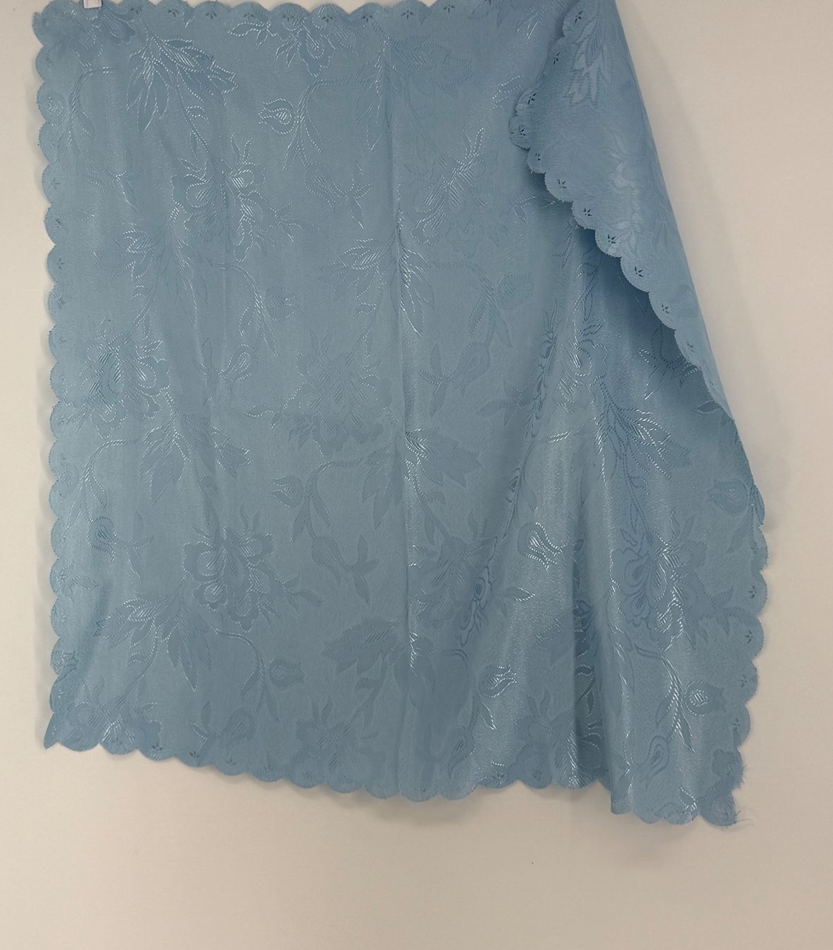 Altra biancheria da tavola: Kleine Tischdecke 75x75cm – Usato da Auenstein venduto da moin.
