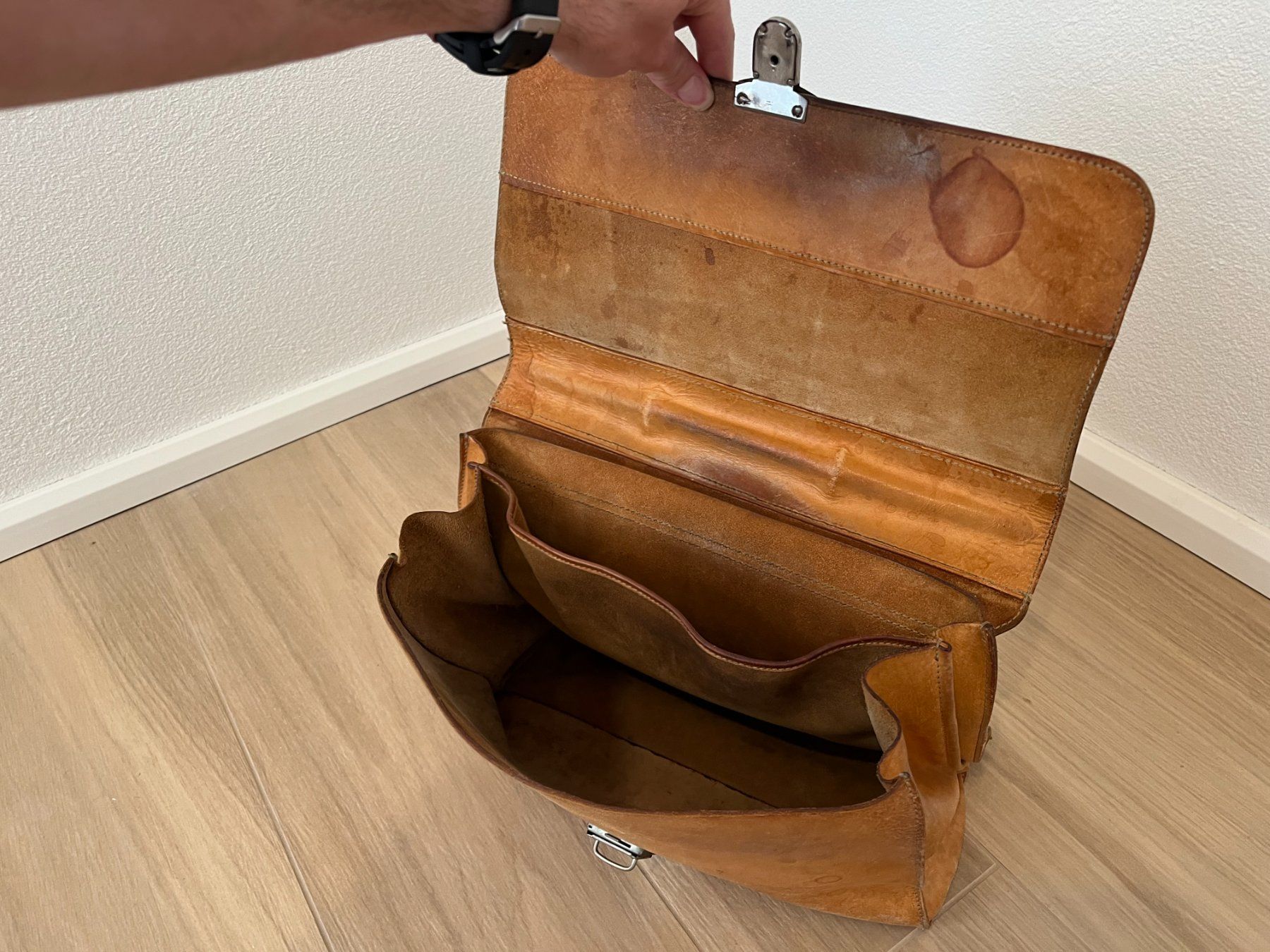 Valigie & Borse: Ledertasche Aktentasche Echtleder – Usato da Frauenfeld venduto da Hv