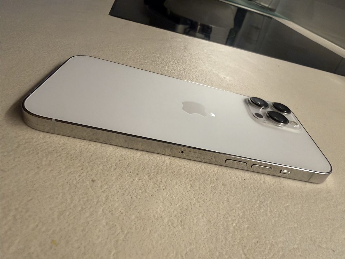 Apple Telefoni cellulari / Smartphones: iPhone 13 Pro Weiss 128GB – Usato da Bülach venduto da Coffeefreeeek 4