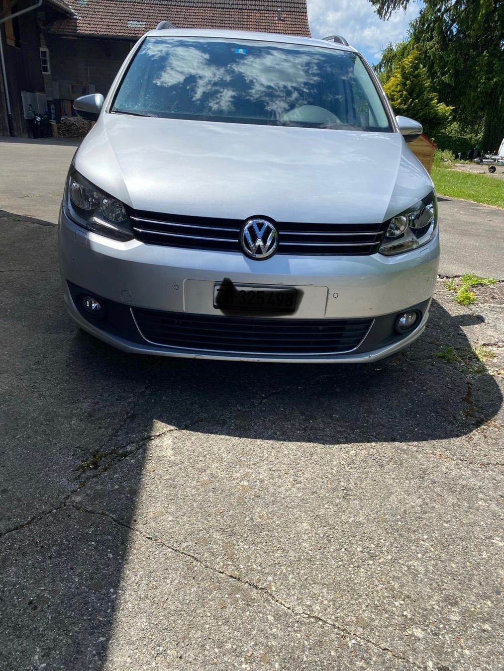 VW Automobili: VW Touran 1.4 TSI – Usato da Russikon venduto da Guilos 3