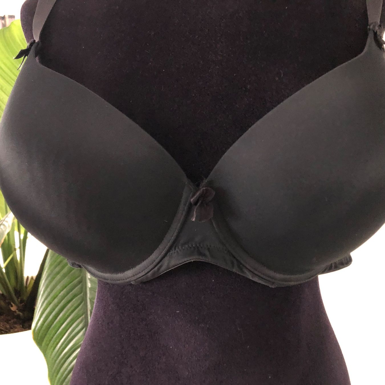 Altra biancheria intima: BH – Usato da Arlesheim venduto da leyRum4.5 3