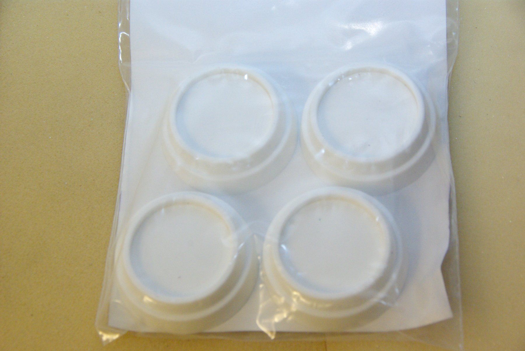 Lavatrici: 1 Pack STOP Vibration Platten, Emil Lux – Nuovo e nell'imballaggio originale da Herisau venduto da Cevianer1844 3