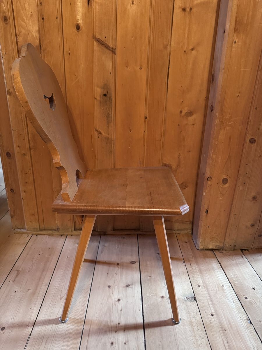 Sedie: 4 chaises rustiques valaisannes – Usato da Courtepin venduto da radius09 2