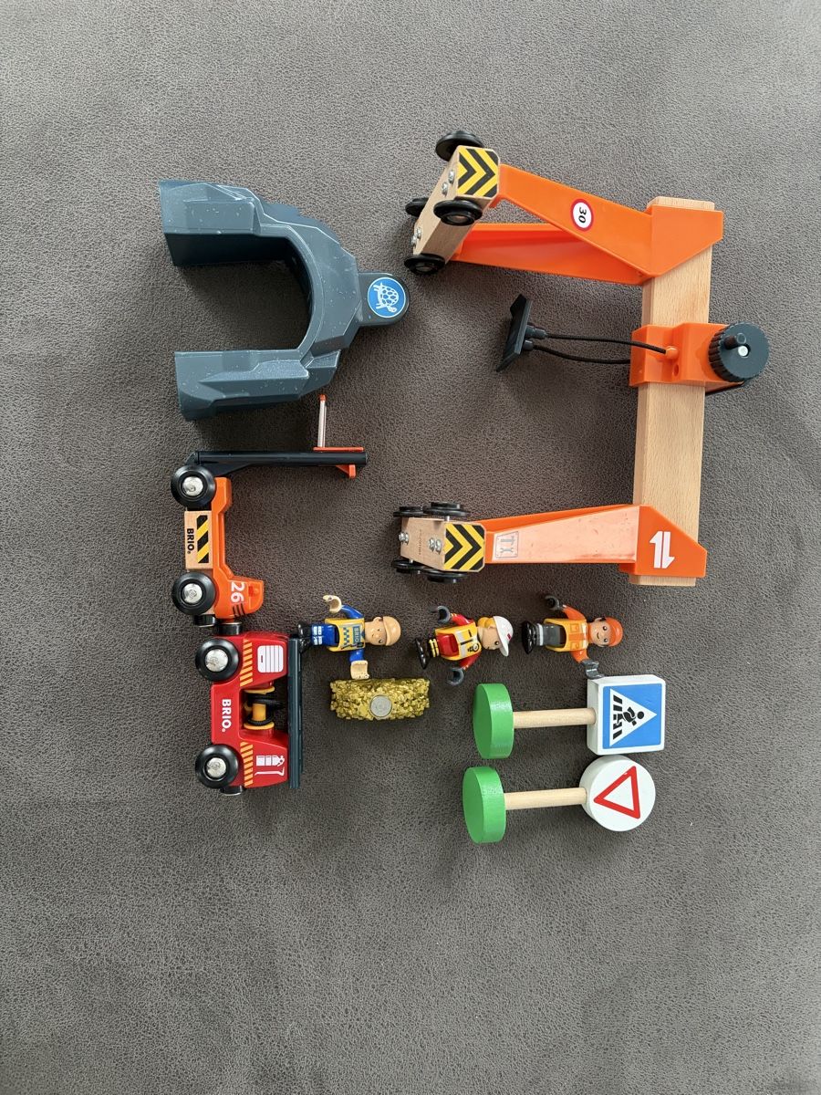Brio Spielzeuge: Brio Holzeisenbahn Set – Gebraucht aus Pfyn von Tomi270 6