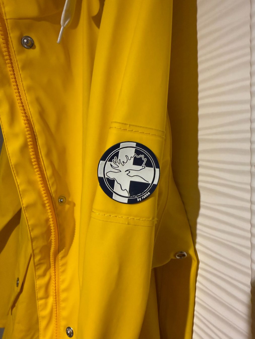 Rukka Giacche: Rukka Yellow Raincoat – Size S – Usato da Wädenswil venduto da alekons 2