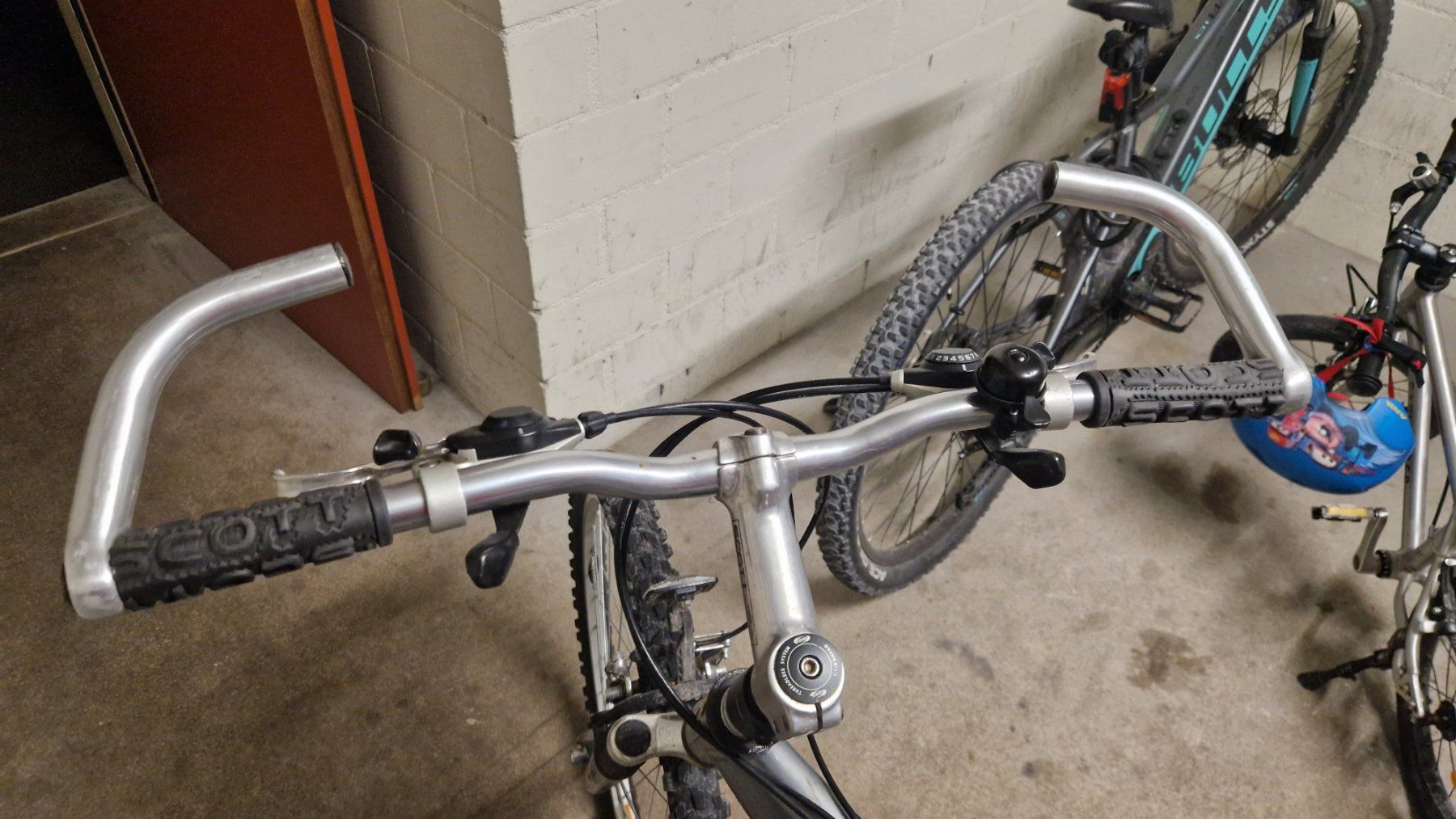 Scott Biciclette: Mountainbike Scott Purgatory, Preis VB – Usato da Richterswil venduto da ViceCity 4