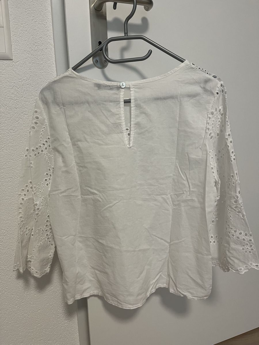 Camicette: Bluse mit Lochmuster weiss S neu – Nuovo (secondo la descrizione) da Birrwil venduto da vanyboo 1