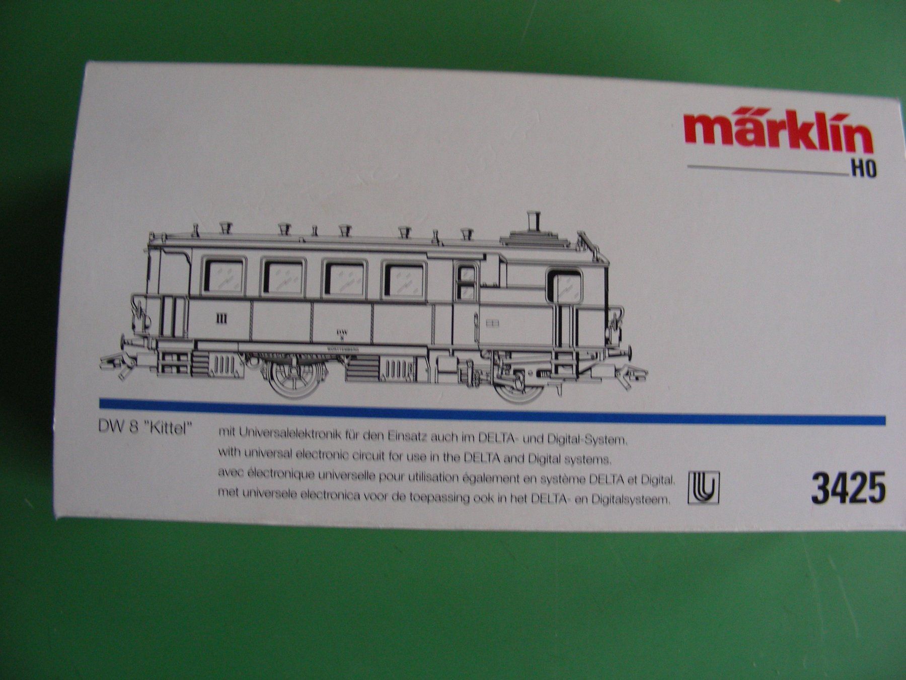 Märklin Modellini di ferrovie: Märklin Kittel DW 8 – Usato da Villars-Burquin venduto da Rodjeurs 1