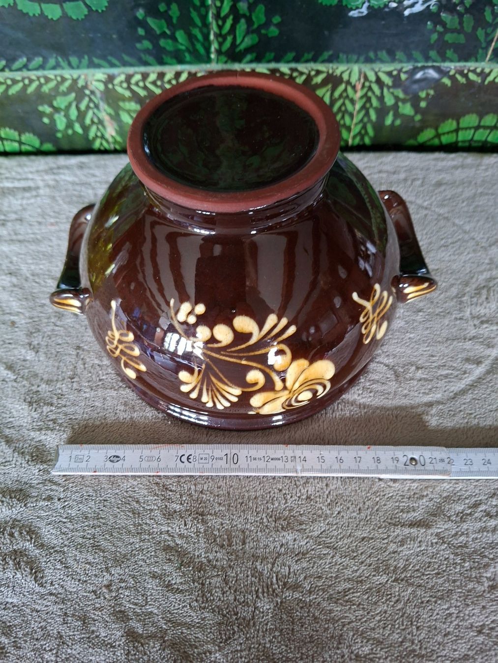 Ciotole: Handgemachte Keramikschüssel mit Blumenmuster, ein Hingucker – Usato da Otelfingen venduto da silver-moon 4