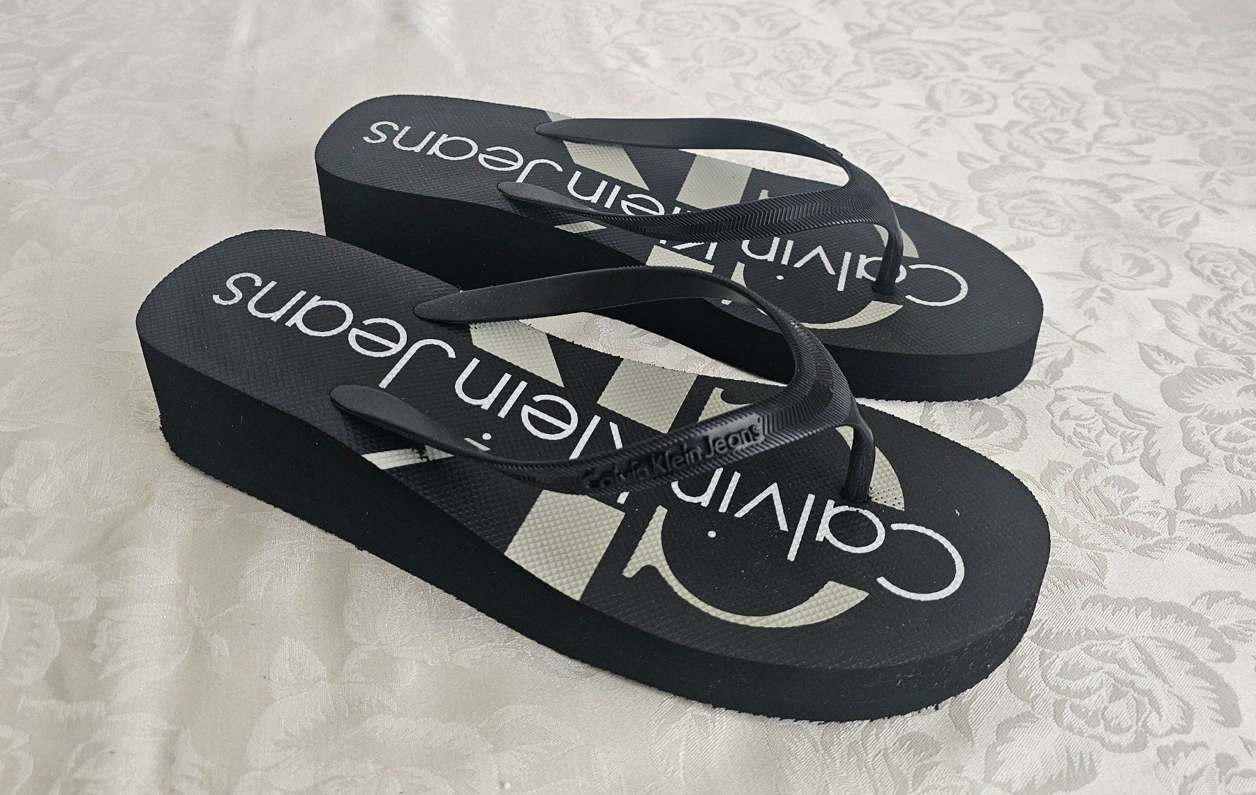 Calvin Klein Scarpe da donna: *Calvin klein * Sandalen Gr.39 – Usato da Bronschhofen venduto da Xena37