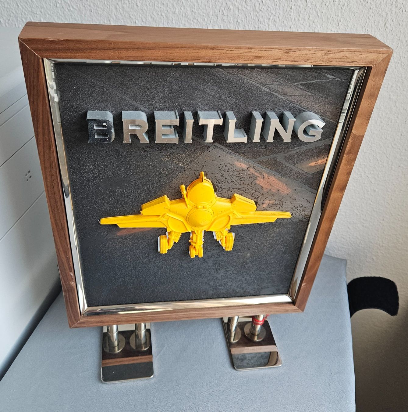 Breitling Uhren: PRESENTOIR POUR MONTRES BREILING – Gebraucht aus le landeron von Pimpe0