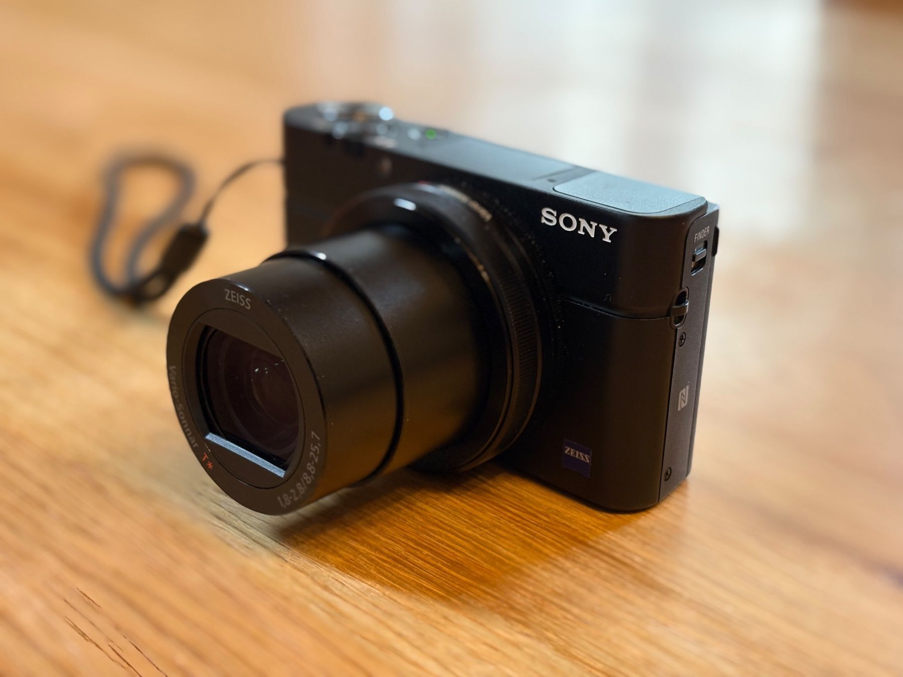 Sony Fotocamera: Sony RX100 III – Usato da Escholzmatt venduto da les_2t5g