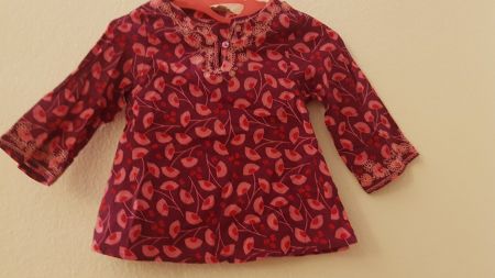 Set Hose & Bluse Gr 102 bestickt Pflaume Vertbaudet, H&M 98