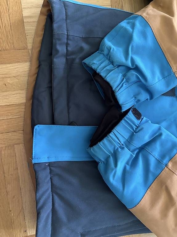 Giacche & Cappotti: Skijacke Grösse 122/128 – Usato da Laufen venduto da cryzto76 3