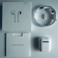 Original Apple AirPods 2 Kopfhörer Wireless Lightning Kabel
