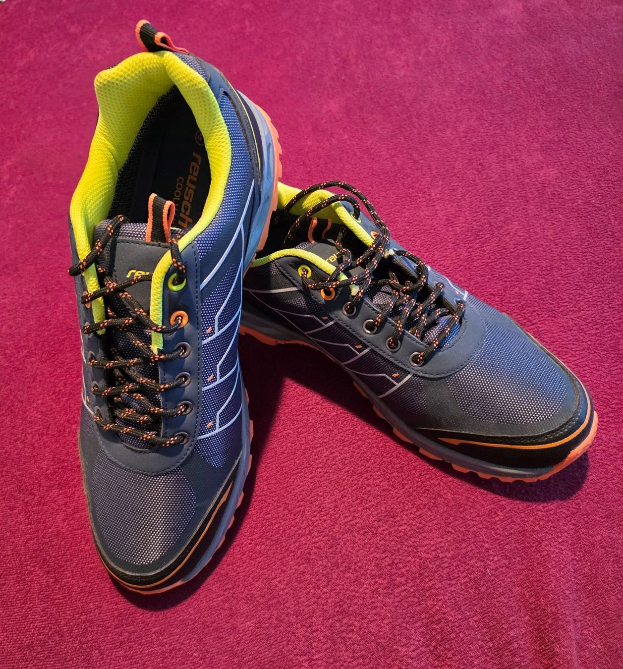 Reusch Scarpe da uomo: Reusch Herrenschuh Gr 45 / Neu – Usato da Chur venduto da Typhoon72