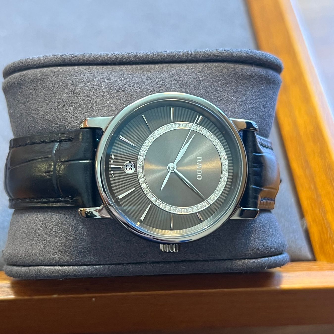 Rado Uhren: Rado Diamaster Diamonds Dial Quartz 218.0064.3 – Gebraucht aus Carouge GE von Watchaser 6