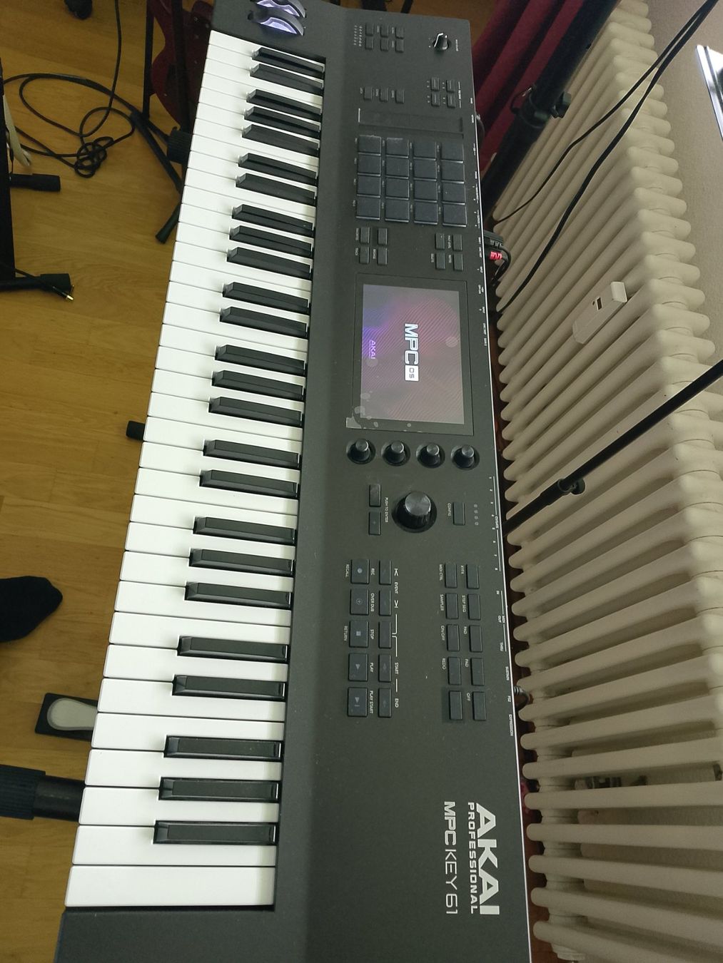 Akai Musikinstrumente: Akai MPC Key61 – Gebraucht aus Basel von noa_wsz5 1