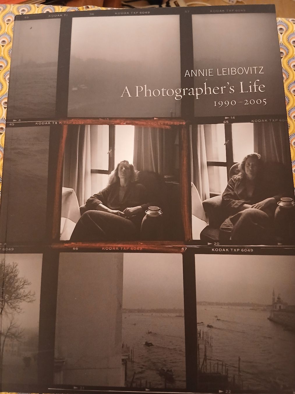 Libri: A Photographer's Life 1990-2005 – Nuovo (secondo la descrizione) da Chaux-des-Breuleux venduto da laetitiaI