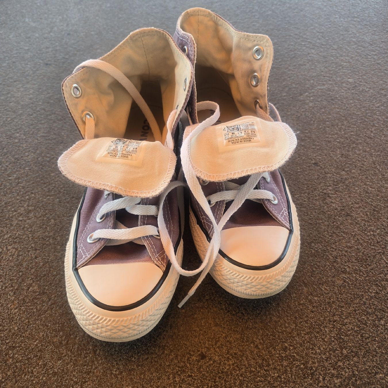 Converse Chaussures hommes: Converse Sneaker Gr.38 neuwertig  – Neuf (Voir description) à Rorschacherberg par Olgamedved