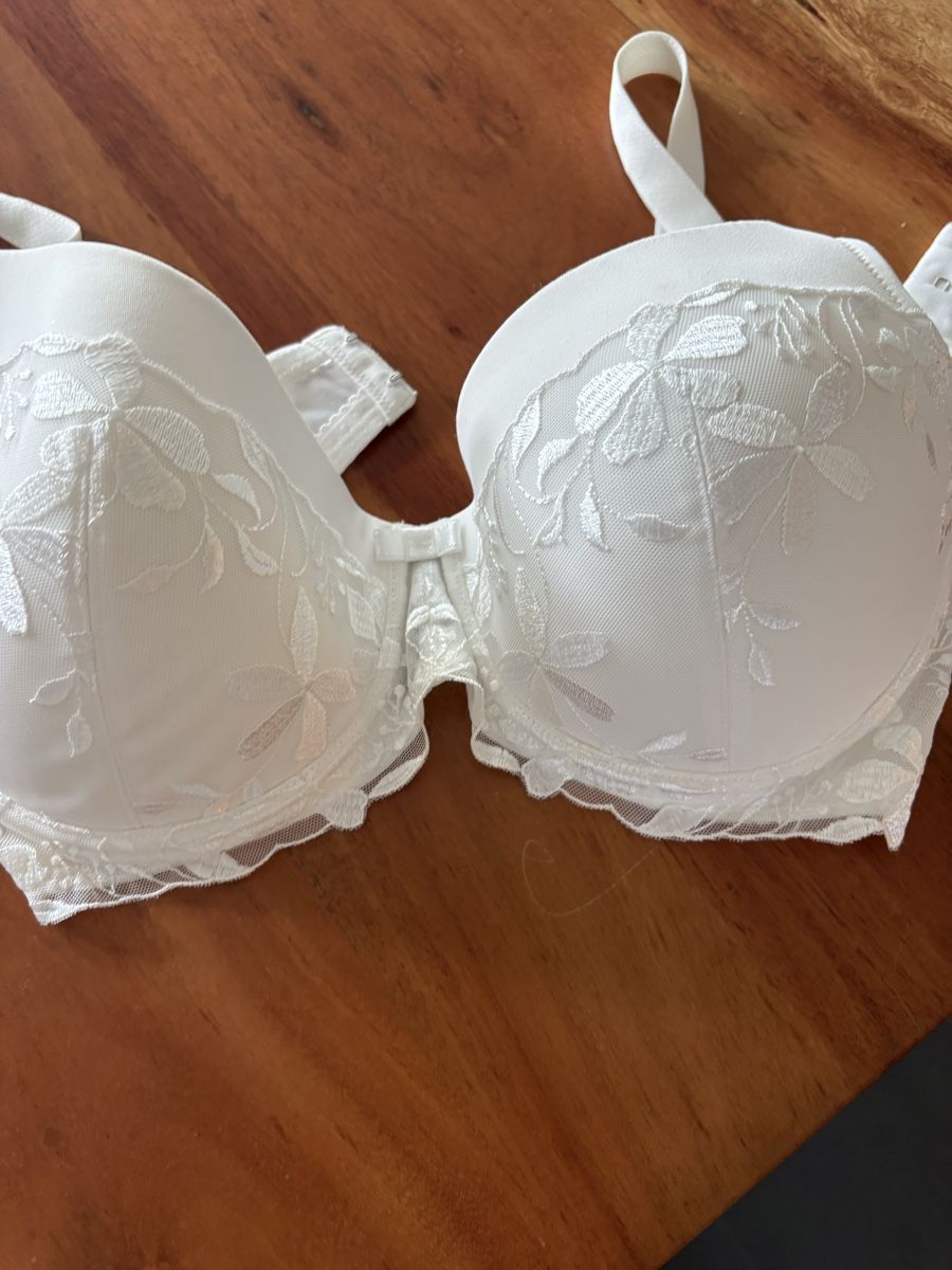 Triumph Altra biancheria intima: BH Triumph , NEU 🌸 – Nuovo (secondo la descrizione) da Obbürgen venduto da bugi6868 2
