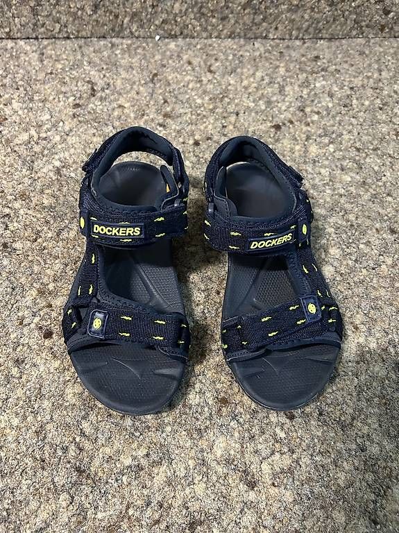 Scarpe per ragazzi: Sandalen Kinder Dockers Gr. 33 – Usato da Esslingen venduto da Tksales