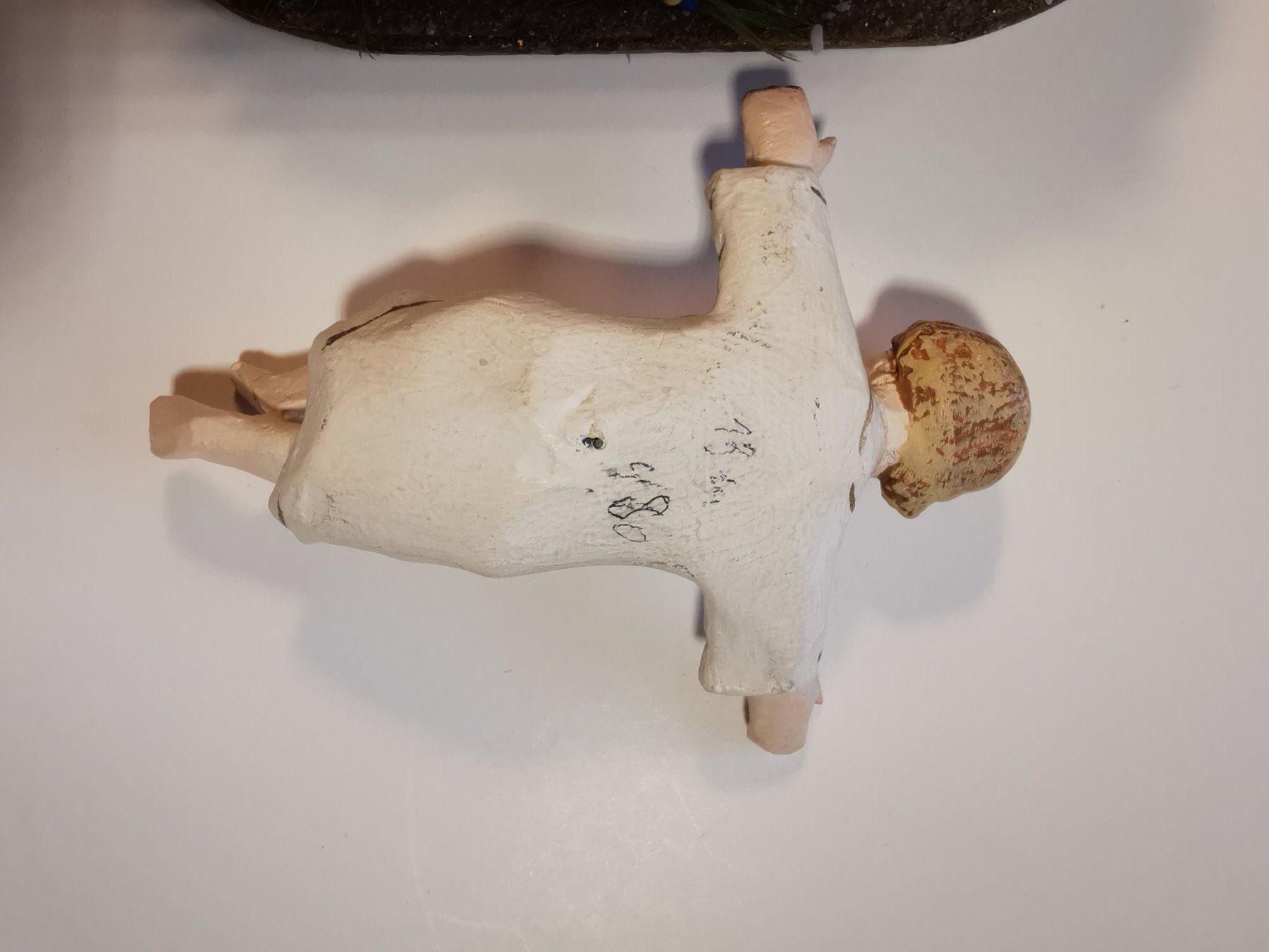 Statuette: Antike Krippenfigur Jesuskind in Krippe – Usato da Dübendorf venduto da aschiduebendorf 6
