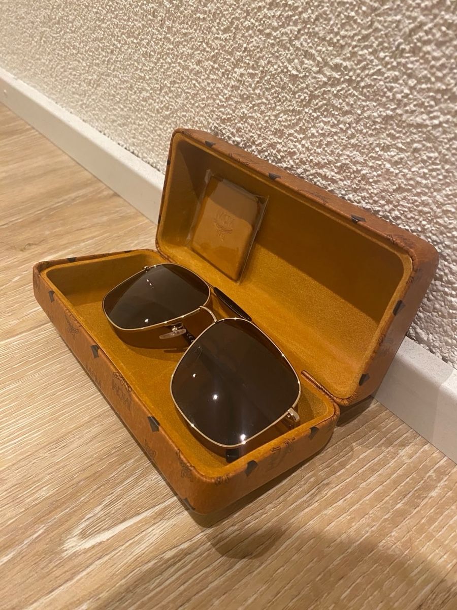 Mcm Occhiali & Lenti: Sonnenbrille MCM goldfarben braun – Nuovo (secondo la descrizione) da Dietikon venduto da Nieselchen