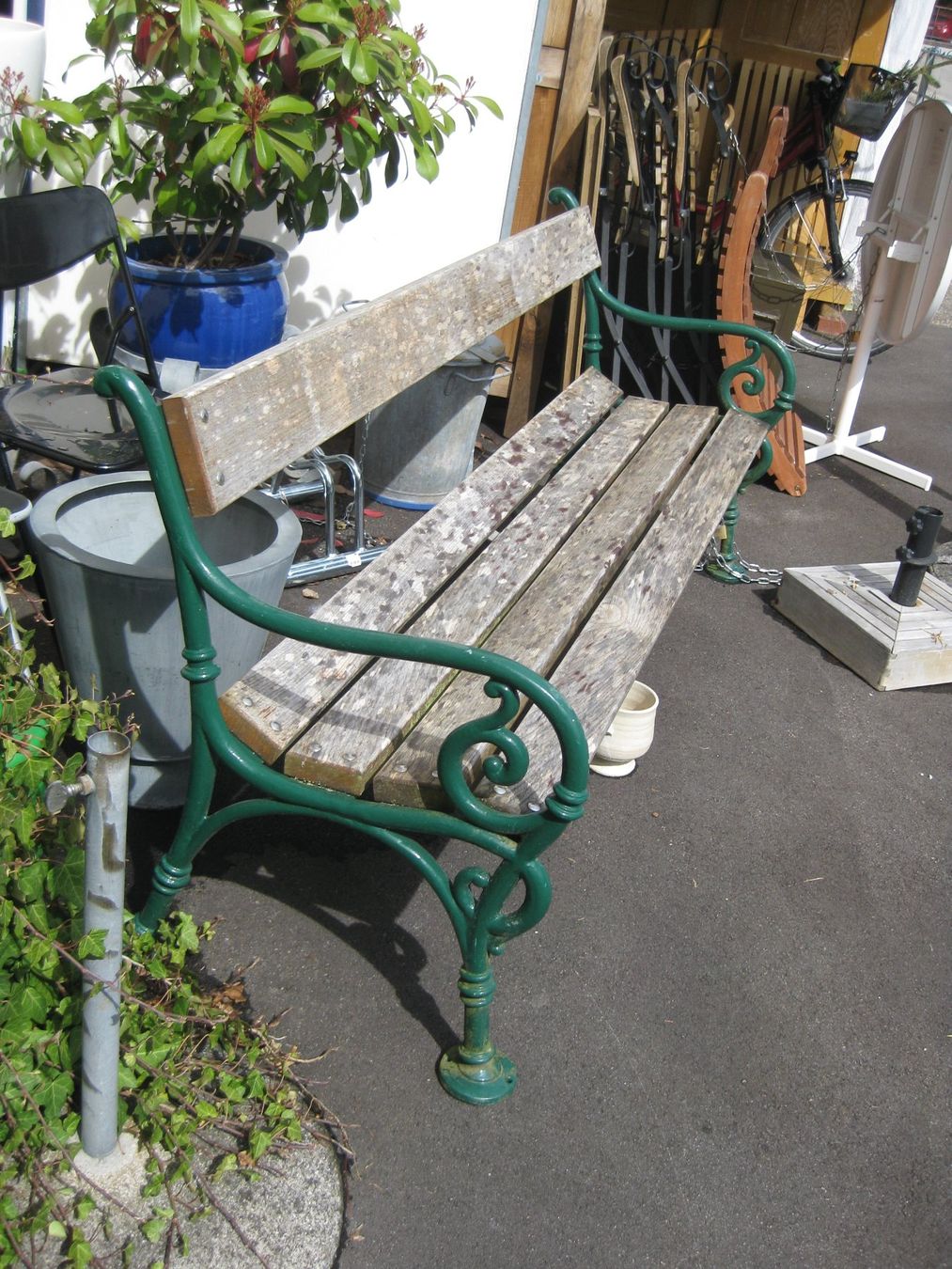 Panchine: Parkbank Gusseisenfüsse und Eichenholz – Usato da Rüti ZH venduto da Brocki_Rueti 1