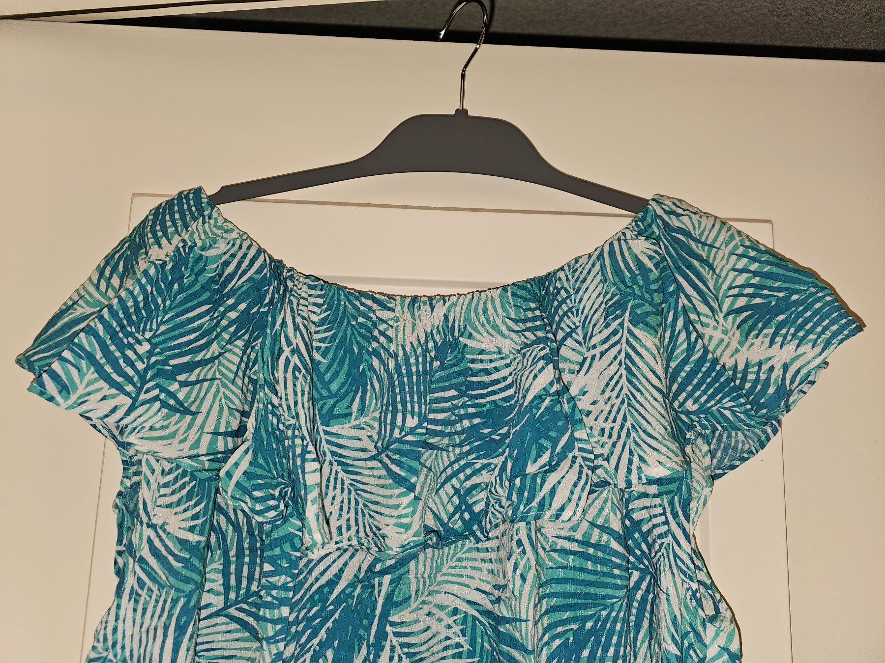 Kleider: Ärmelloses Kleid / Tunika mit Palmenmuster, XL – Gebraucht aus Heiden von Taronia 1