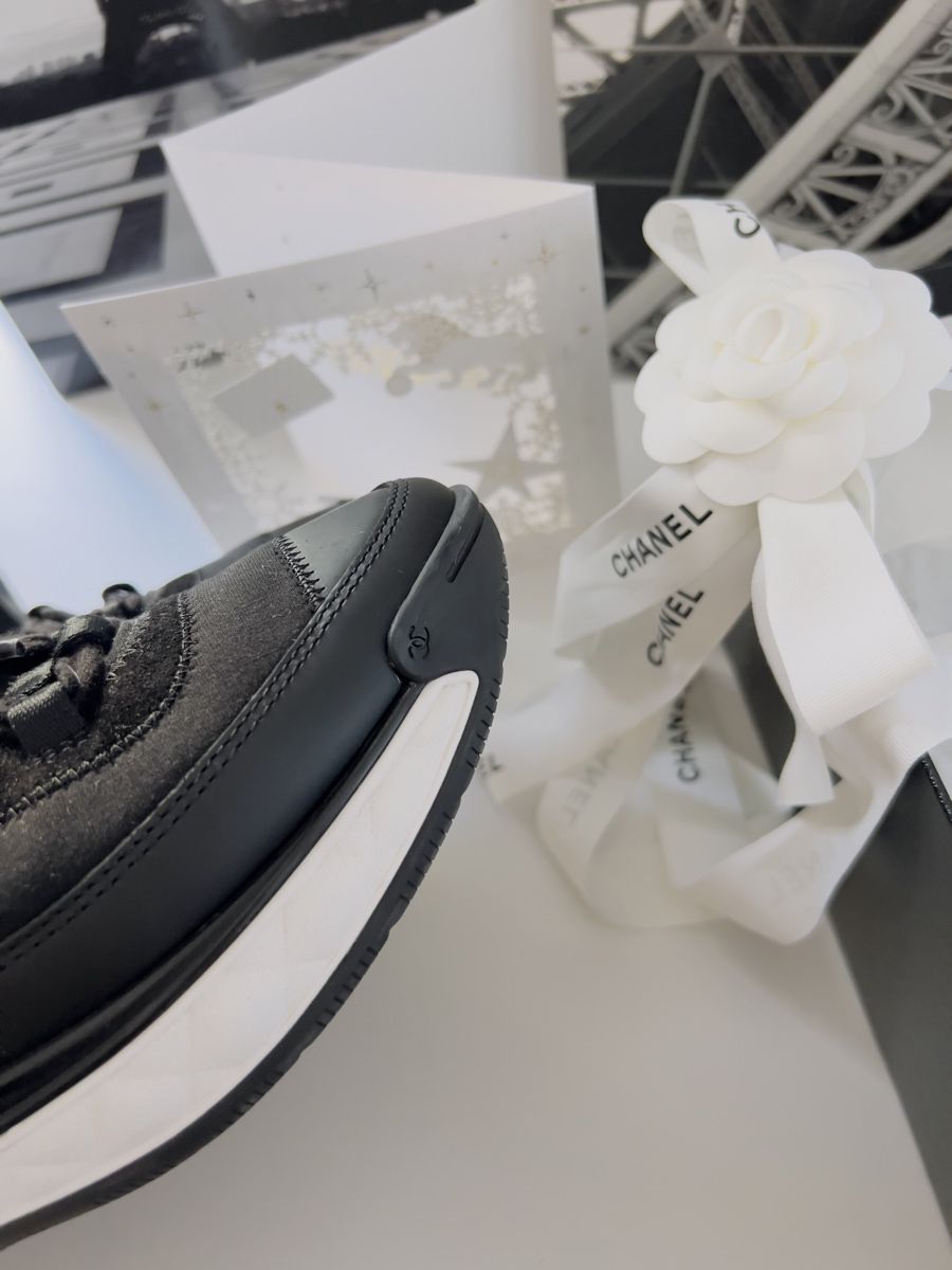 Chanel Scarpe da donna: Chanel Sneaker – Usato da Zürich venduto da VicParis5 6