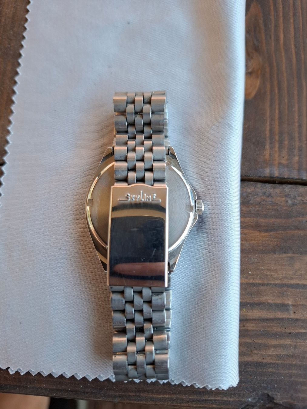 Orient Uhren: Orient Quarzuhr 100m Metallband – Gebraucht aus Effretikon von RossTheBoss 5