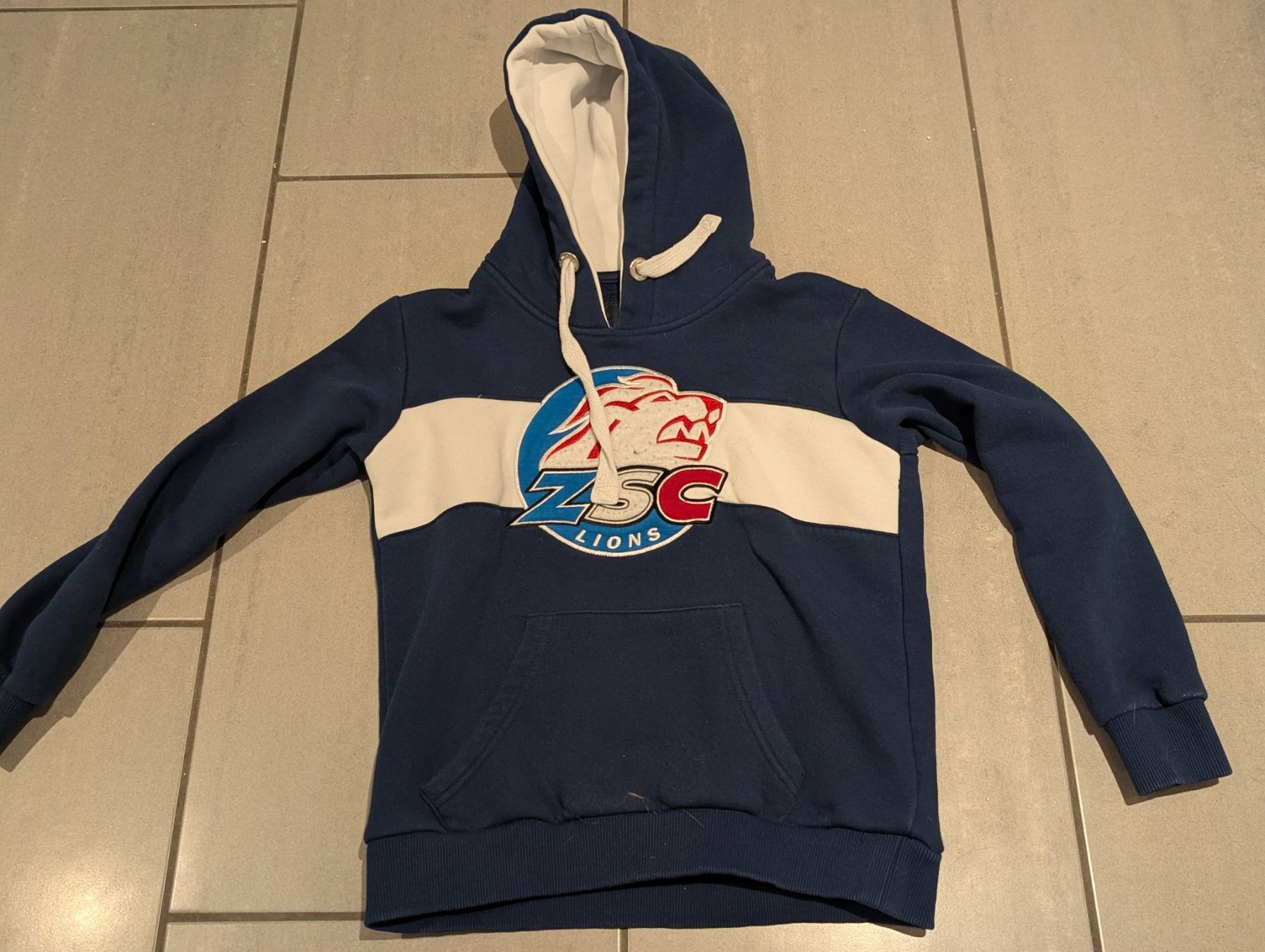 Maglioni & Felpe: *** ZSC-Pullover in Grösse 140 *** – Usato da Wollerau venduto da R3D3X3