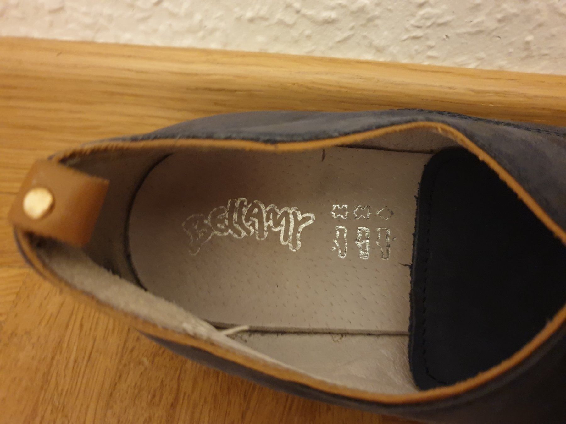 Scarpe da donna: Chaussure basse à lacets, 36, cuir – Usato da Neuchâtel venduto da Verenas12 4