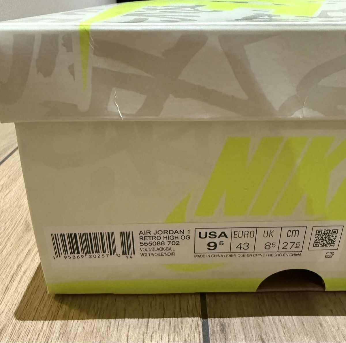 Jordan Scarpe da uomo: Jordan 1 rétro high OG visionnaire 43 – Nuovo (secondo la descrizione) da Savièse venduto da Cedric007 4
