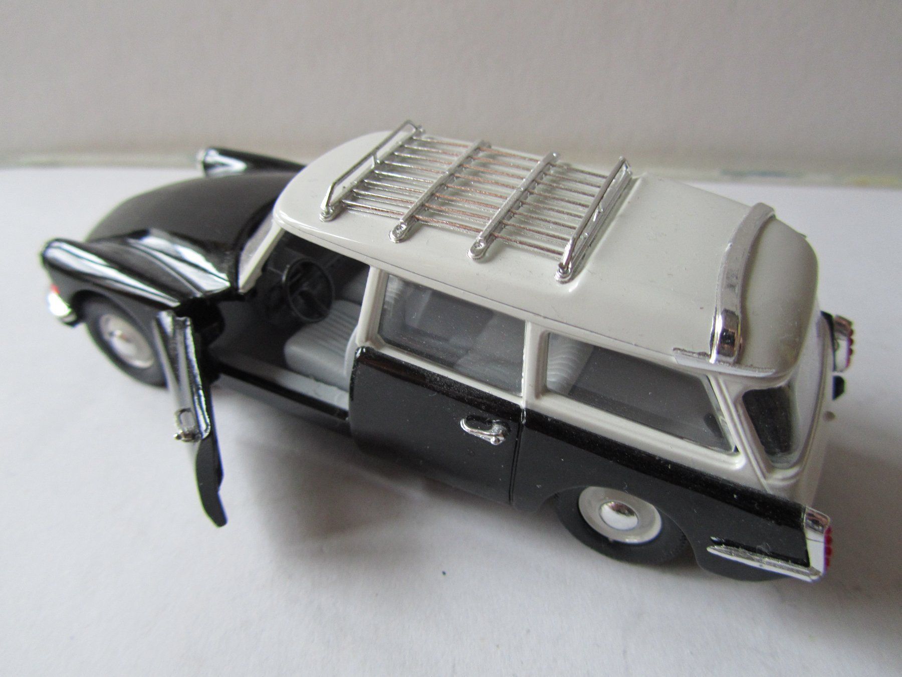Citroën Modellini d'auto: Citroen ID 19 Break, Rio Italien – Usato da Weiningen ZH venduto da dietsch57 2