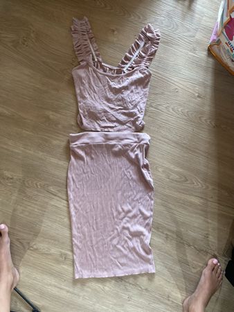 Zweiteiler Damen Grösse S Rosa Rüschen neuwertig